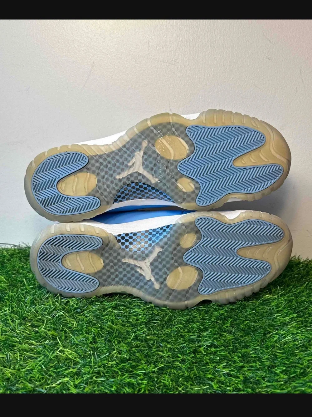 Nike Air Jordan 11 XI Retro Low UNC University Blue White 2017